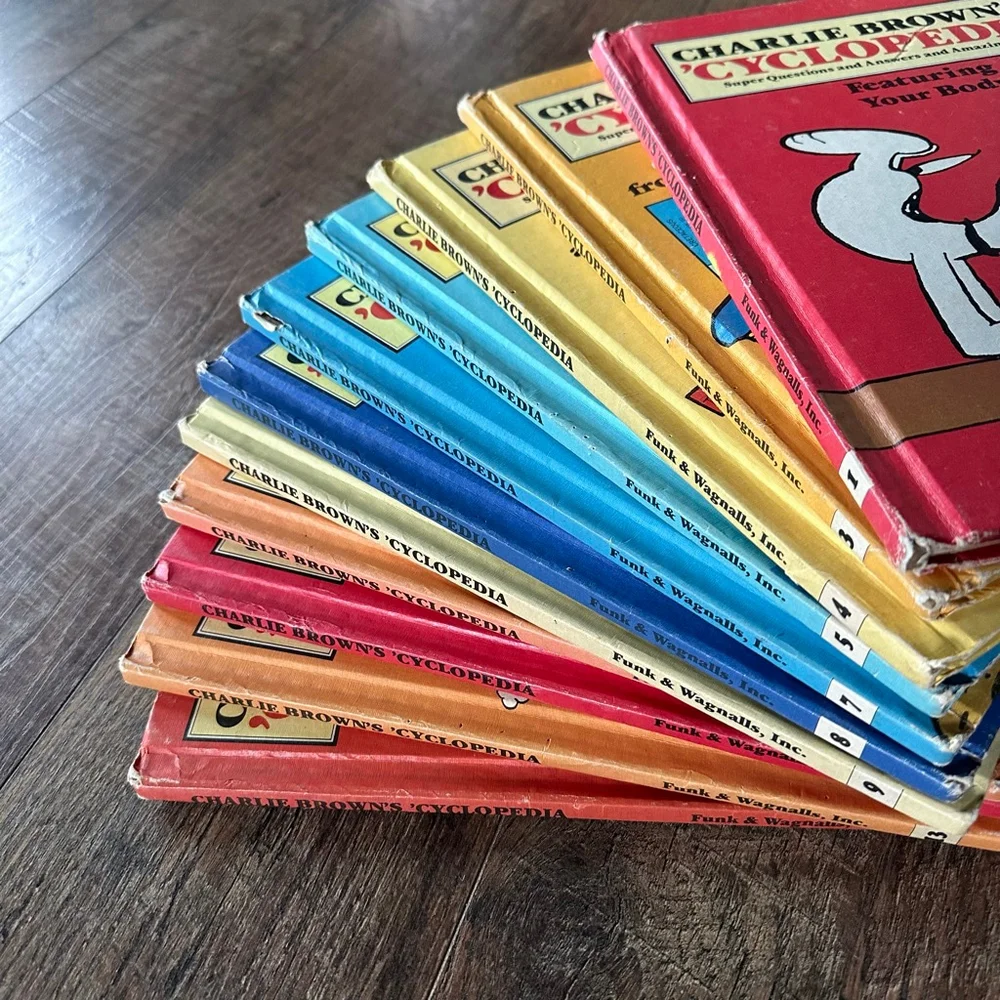 Vintage 1980s Charlie Brown’s Cyclopedia Book Lot – Peanuts Hardcover Set 11